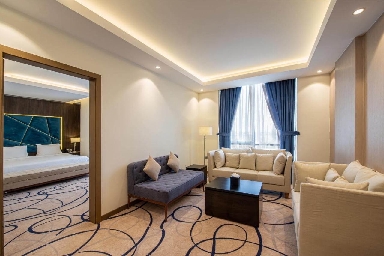 Warwick Riyadh Al Wezarat Εξωτερικό φωτογραφία