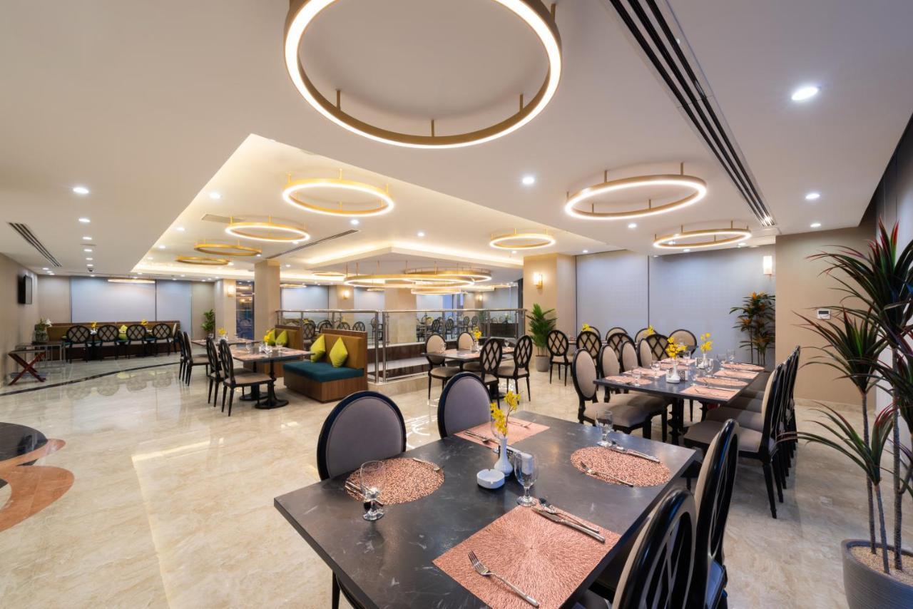 Warwick Riyadh Al Wezarat Εξωτερικό φωτογραφία